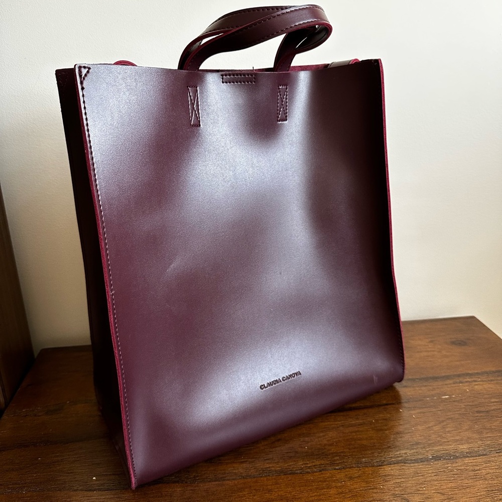 Claudia Canova twin strap box tote in burgundy
